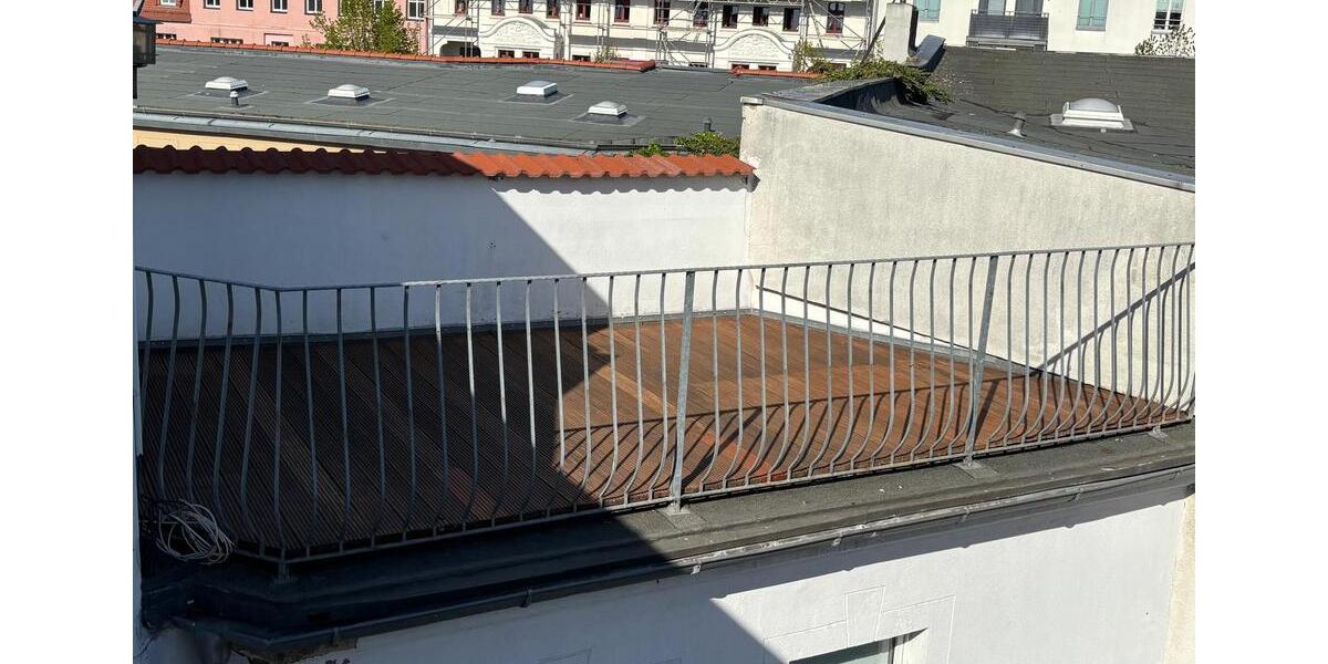 Dachgeschoßwohnung Magdeburg Nordwest - 3 Zimmer, 100 m&sup2;, 874&euro; | Angebot:26216236