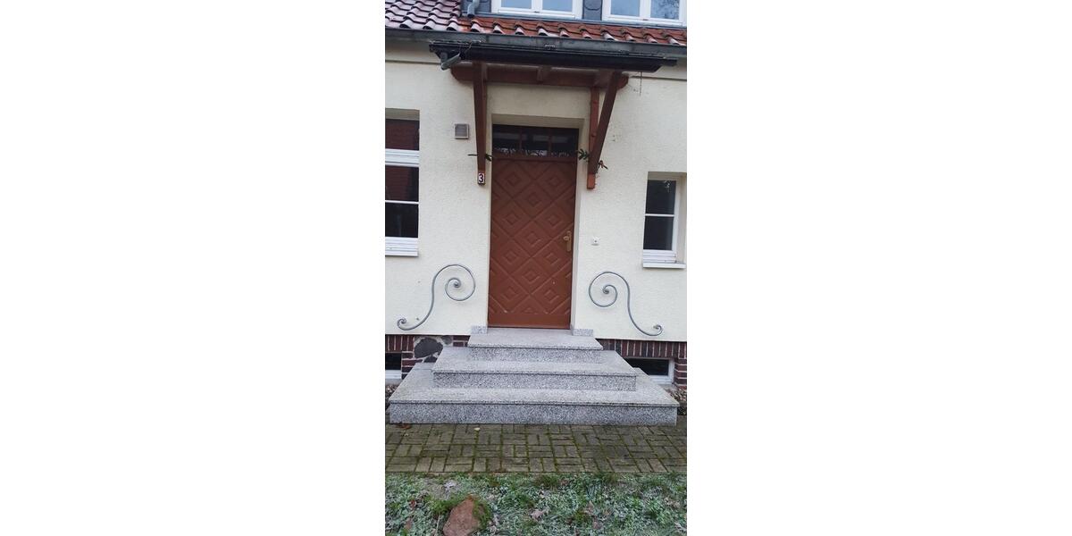 Einfamilienhaus Wolmirstedt - 8 Zimmer, 200 m&sup2;, 1.300&euro; | Angebot:24830733