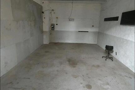 Lager Garage Werkstatt Halle Wohnwagen Wohnmobil Stellplatz zimmer