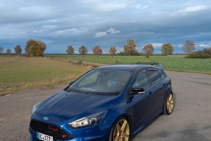 Ford Focus 80.300 km 19.000 &euro; Magdeburg 39128
