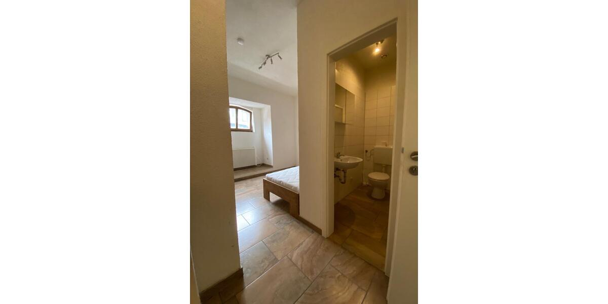 Hochparterre Haldensleben - 1 Zimmer, 17 m&sup2;, 275&euro; | Angebot:25854877