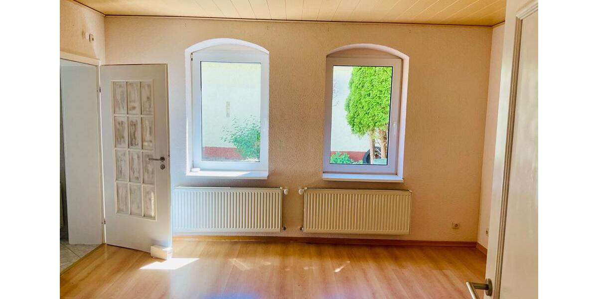 Mehrfamilienhaus, Wohnhaus Barleben - 6 Zimmer, 212 m&sup2;, 237.000&euro; | Angebot:26718205