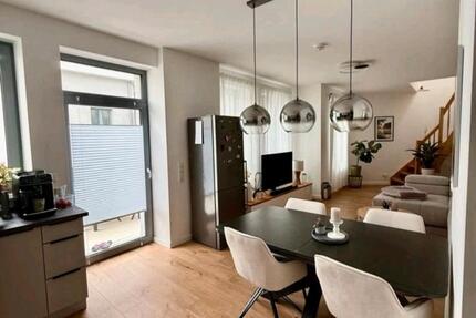 Wohnung Magdeburg Alte Neustadt - 3 Zimmer, 106 m&sup2;, 1.360&euro; | Angebot:26504291