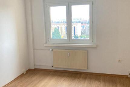 Wohnung Magdeburg Großer Silberberg - 1 Zimmer, 32 m&sup2;, 205&euro; | Angebot:25879994