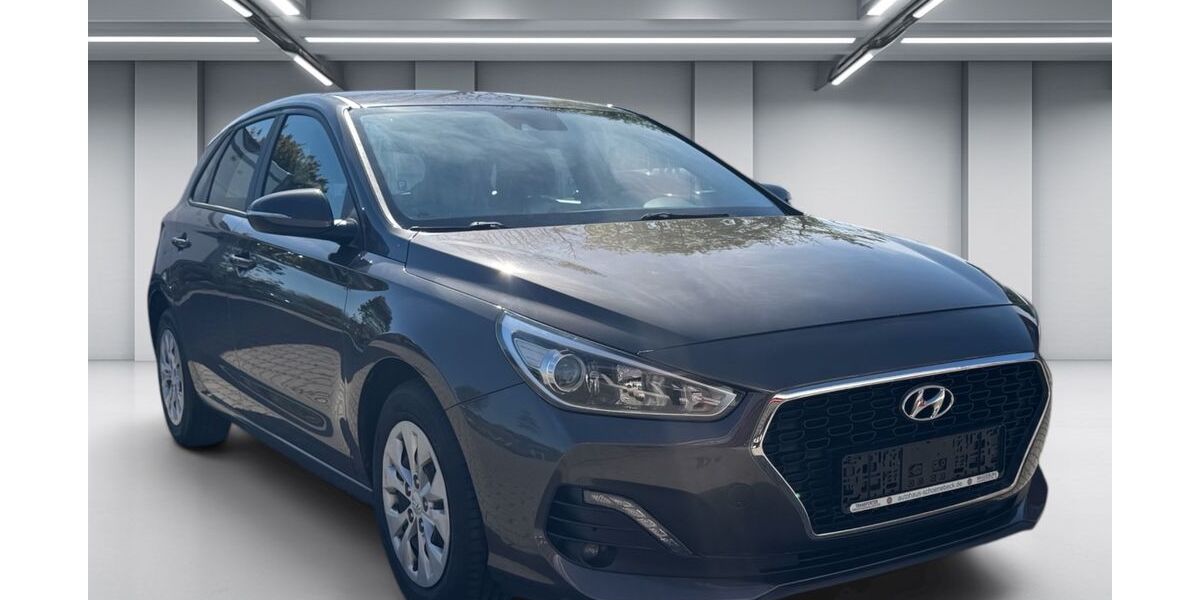 Hyundai i30 78.247 km 13.990 &euro; Magdeburg 39120