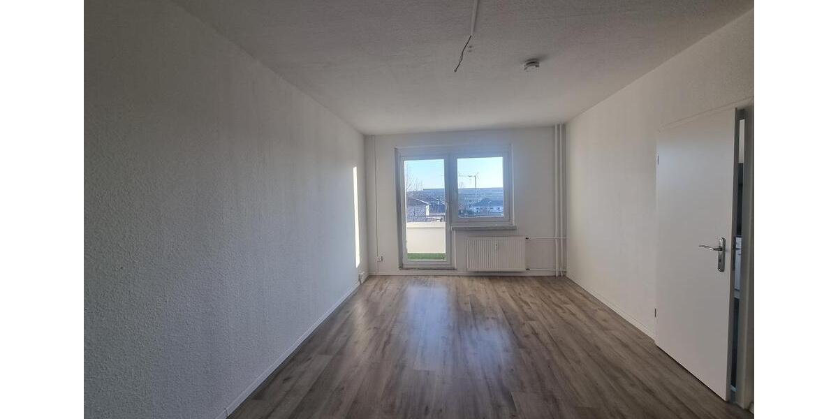 Etagenwohnung Magdeburg Alt Olvenstedt - 3 Zimmer, 68 m&sup2;, 450&euro; | Angebot:24750958