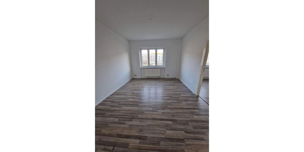 Etagenwohnung Magdeburg Cracau - 2 Zimmer, 50 m&sup2;, 349&euro; | Angebot:24802652
