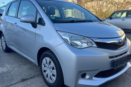 Toyota Verso-S 84.000 km 4.999 &euro; Magdeburg 39126