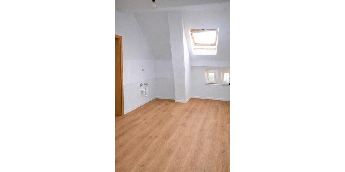 Dachgeschoßwohnung Egeln - 3 Zimmer, 60 m&sup2;, 425&euro; | Angebot:25178554