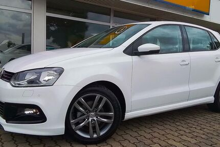 VW Polo 74.886 km 10.990 &euro; Schönebeck (Elbe) 39218
