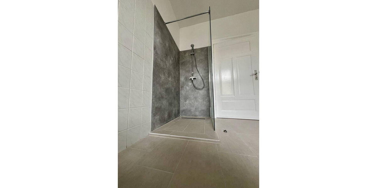 Etagenwohnung Magdeburg Stadtfeld Ost - 3 Zimmer, 92 m&sup2;, 910&euro; | Angebot:26167358