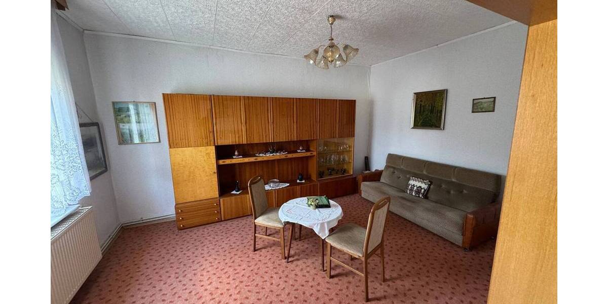 Einfamilienhaus Gommern Lübs - 8 Zimmer, 190 m&sup2;, 79.000&euro; | Angebot:25814301