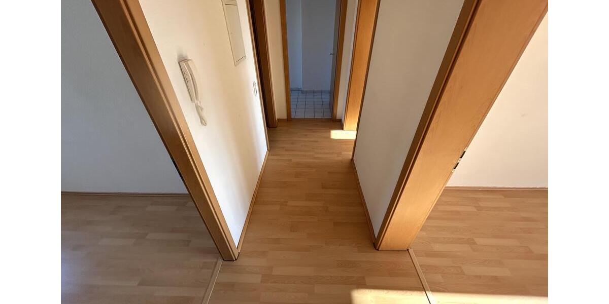 Etagenwohnung Magdeburg Diesdorf - 3 Zimmer, 59 m&sup2;, 383&euro; | Angebot:25999386