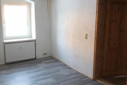 Wohnung Erxleben - 3.5 Zimmer, 100 m&sup2;, 440&euro; | Angebot:25839023