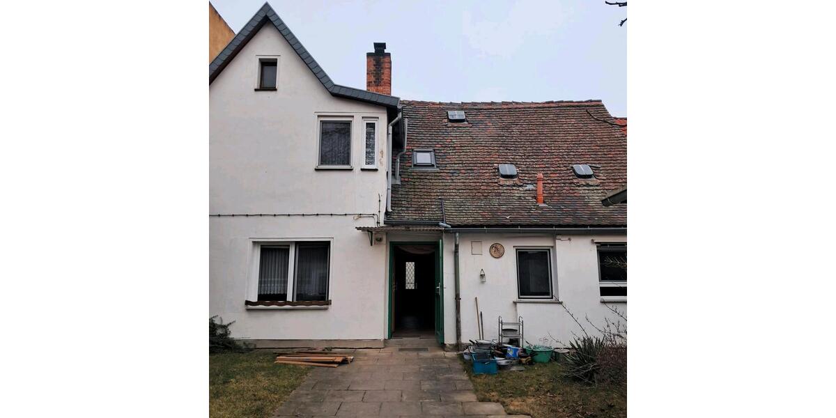 Reihenhaus Calbe (Saale) - 5 Zimmer, 125 m&sup2;, 69.000&euro; | Angebot:25444133