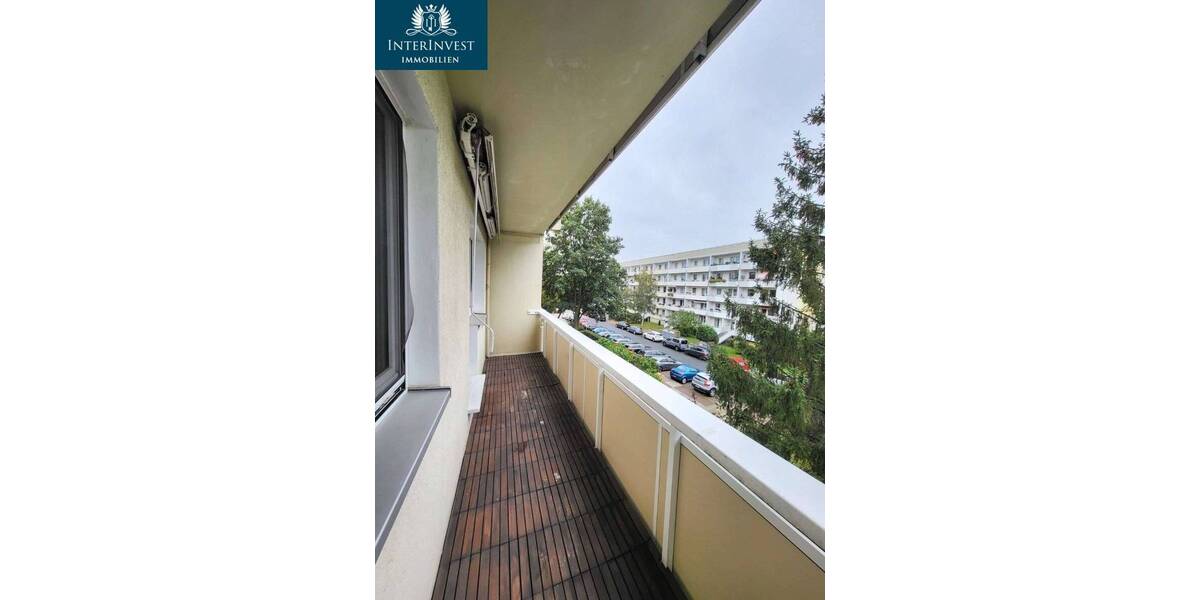 Etagenwohnung Magdeburg Neu Olvenstedt - 3 Zimmer, 71 m&sup2;, 600&euro; | Angebot:26555286