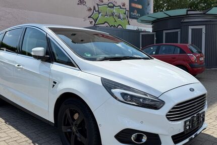Ford S-Max 230.000 km 7.990 &euro; Magdeburg 39112