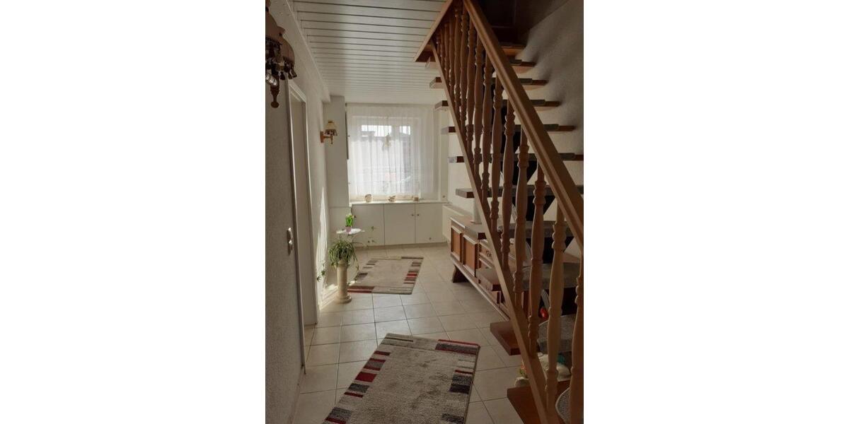 Doppelhaushälfte Burg - 3 Zimmer, 135 m&sup2;, 210.000&euro; | Angebot:27023068