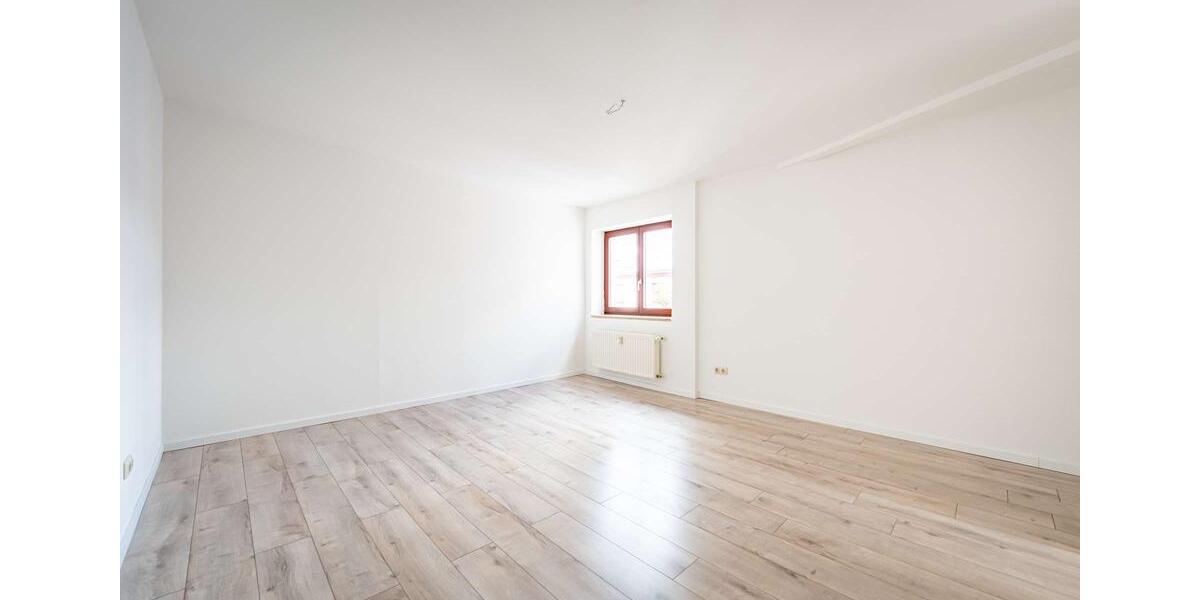 Dachgeschoßwohnung Magdeburg Nordwest - 3 Zimmer, 88 m&sup2;, 879&euro; | Angebot:26144593