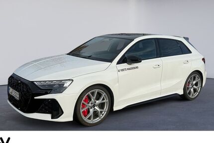 Audi RS3 7.000 km 67.900 &euro; Magdeburg 39116