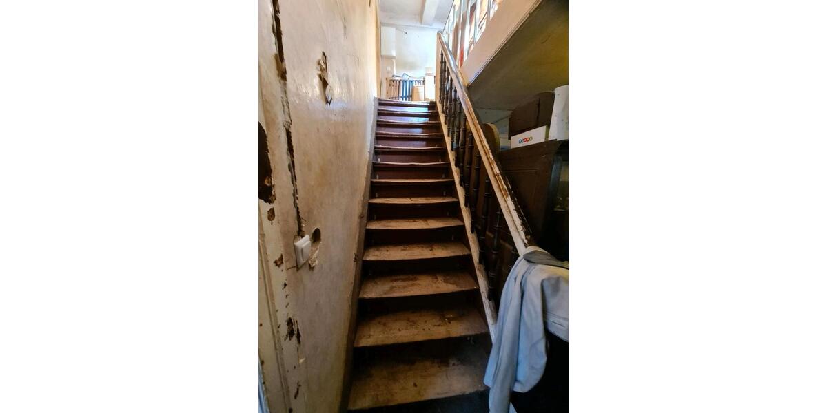 Mehrfamilienhaus, Wohnhaus Erxleben - 10 Zimmer, 190 m&sup2;, 260.000&euro; | Angebot:25304921