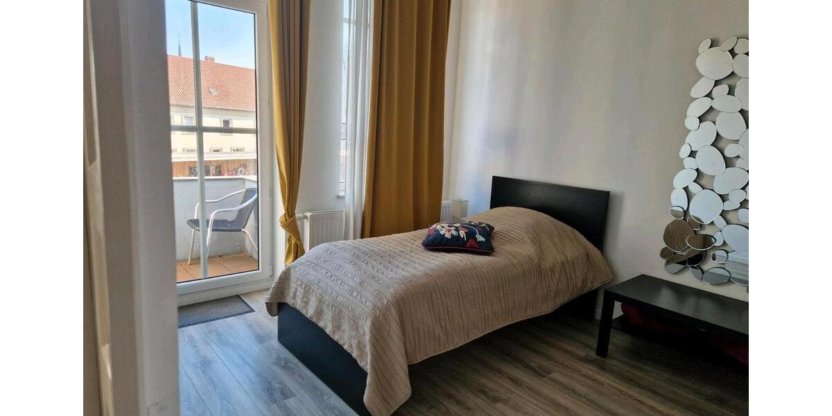 Etagenwohnung Magdeburg Brückfeld - 2 Zimmer, 71 m&sup2;, 840&euro; | Angebot:24607000