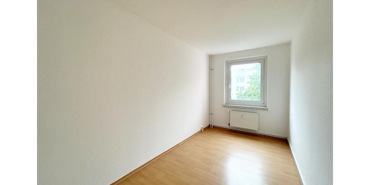 Etagenwohnung Magdeburg Nordwest - 4 Zimmer, 72 m&sup2;, 401&euro; | Angebot:25279178