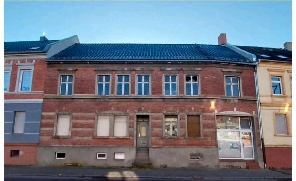 Mehrfamilienhaus, Wohnhaus Burg - 10 Zimmer, 307 m&sup2;, 100.000&euro; | Angebot:26517206