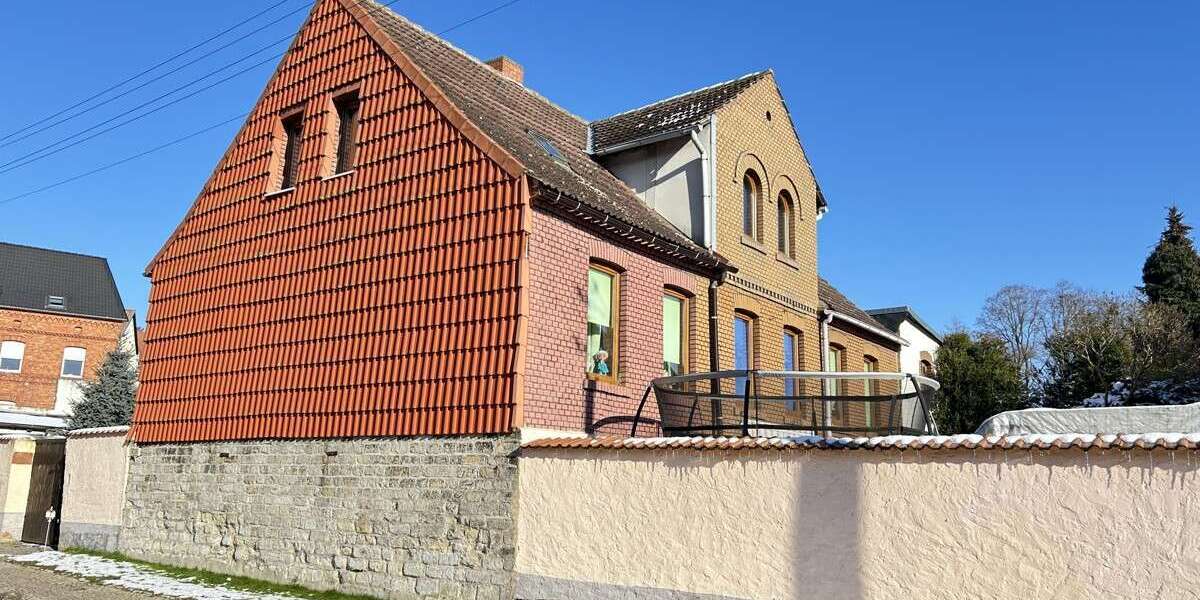 Haus zum Kaufen in Eilsleben 48.000 € 155 m² 7 zimmer