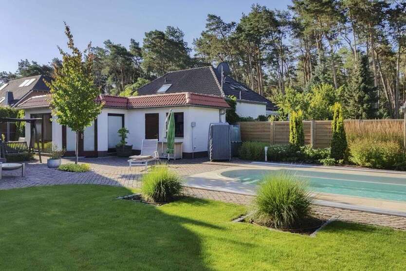 Haus zum Kaufen in Hohenwarthe 425.000 € 180 m²