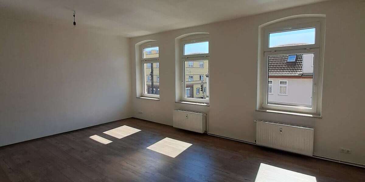 Etagenwohnung Magdeburg Cracau - 2 Zimmer, 63 m&sup2;, 410&euro; | Angebot:26776104
