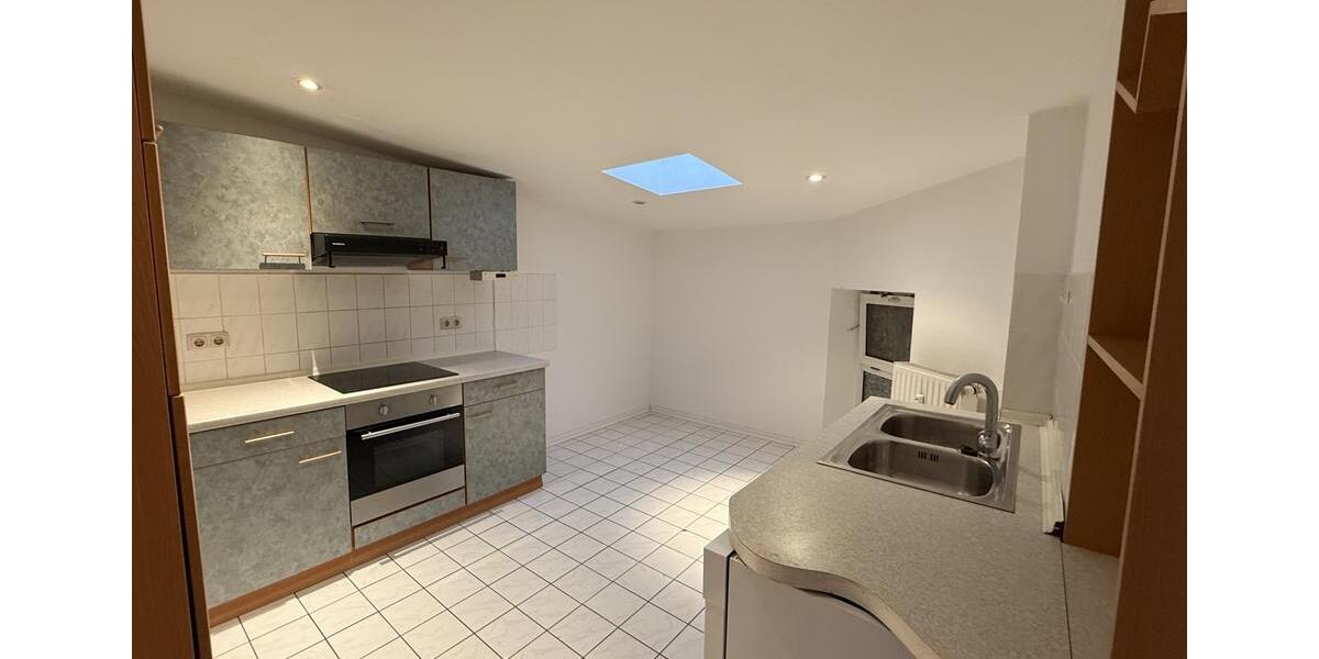 Dachgeschoßwohnung Magdeburg Nordwest - 2 Zimmer, 65 m&sup2;, 500&euro; | Angebot:24979177