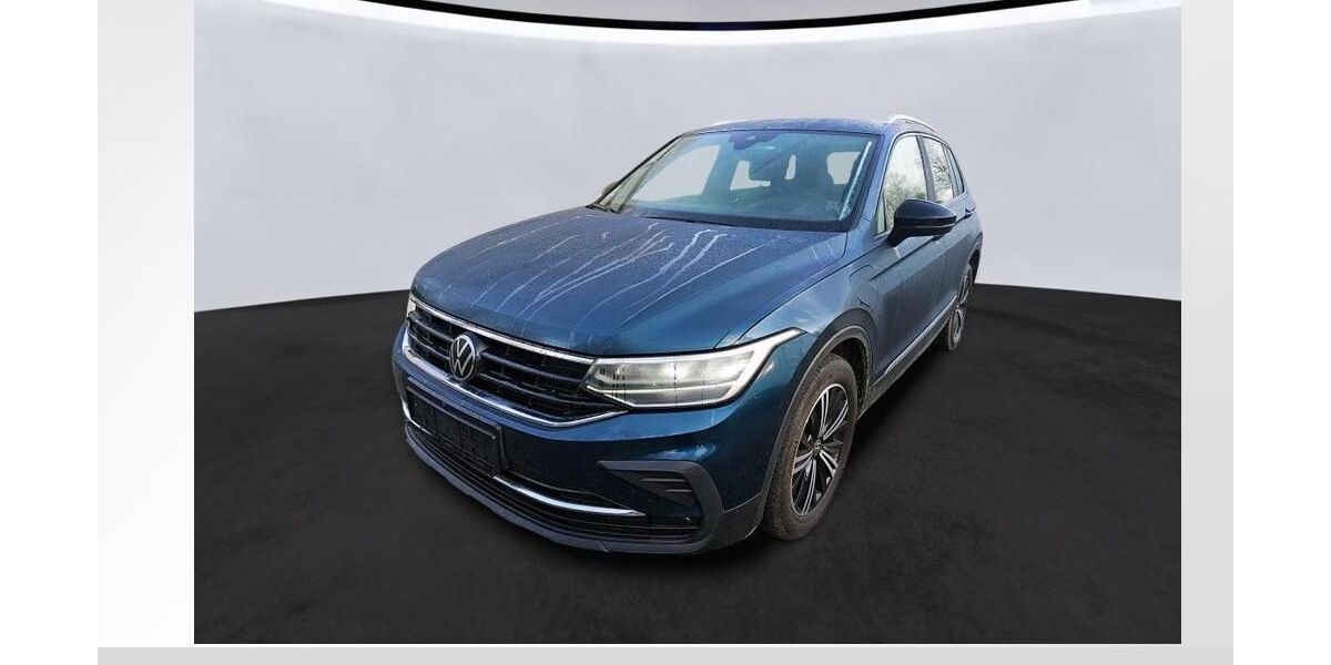 VW Tiguan 98.049 km 22.940 &euro; Magdeburg 39126