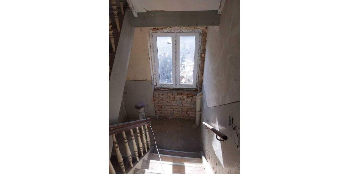 Mehrfamilienhaus, Wohnhaus Burg (bei Magdeburg) Burg - 1 Zimmer, 307 m&sup2;, 100.000&euro; | Angebot:25746695