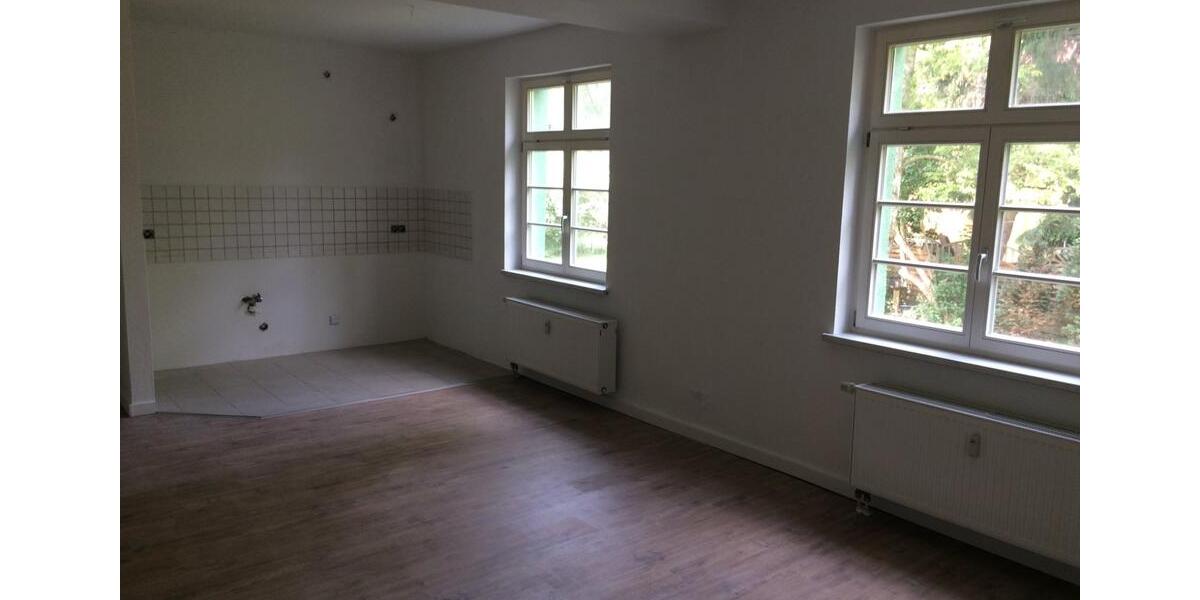 Erdgeschoßwohnung Calbe (Saale) - 2 Zimmer, 50 m&sup2;, 300&euro; | Angebot:24696284