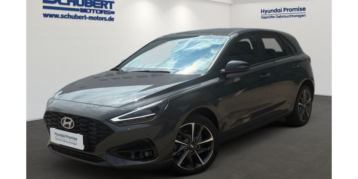 Hyundai i30 14.403 km 23.490 &euro; Magdeburg 39108