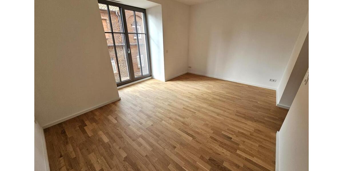 Etagenwohnung Magdeburg Neue Neustadt - 3 Zimmer, 89 m&sup2;, 847&euro; | Angebot:26073616