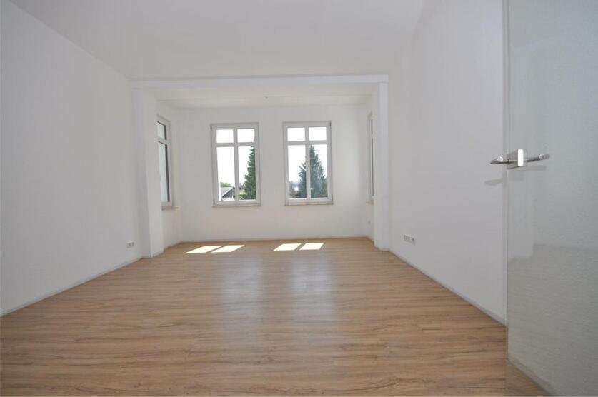 helle, modernisierte2--Zimmer- Whg. mit super Duschbad zimmer