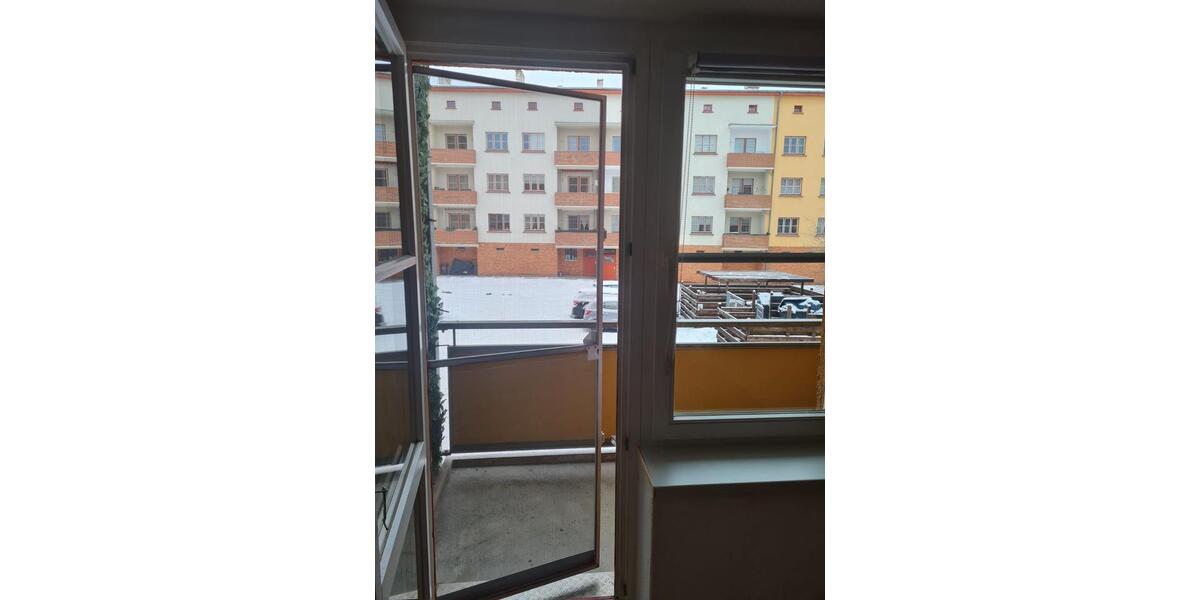 Etagenwohnung Magdeburg Neue Neustadt - 2 Zimmer, 47 m&sup2;, 330&euro; | Angebot:25342040