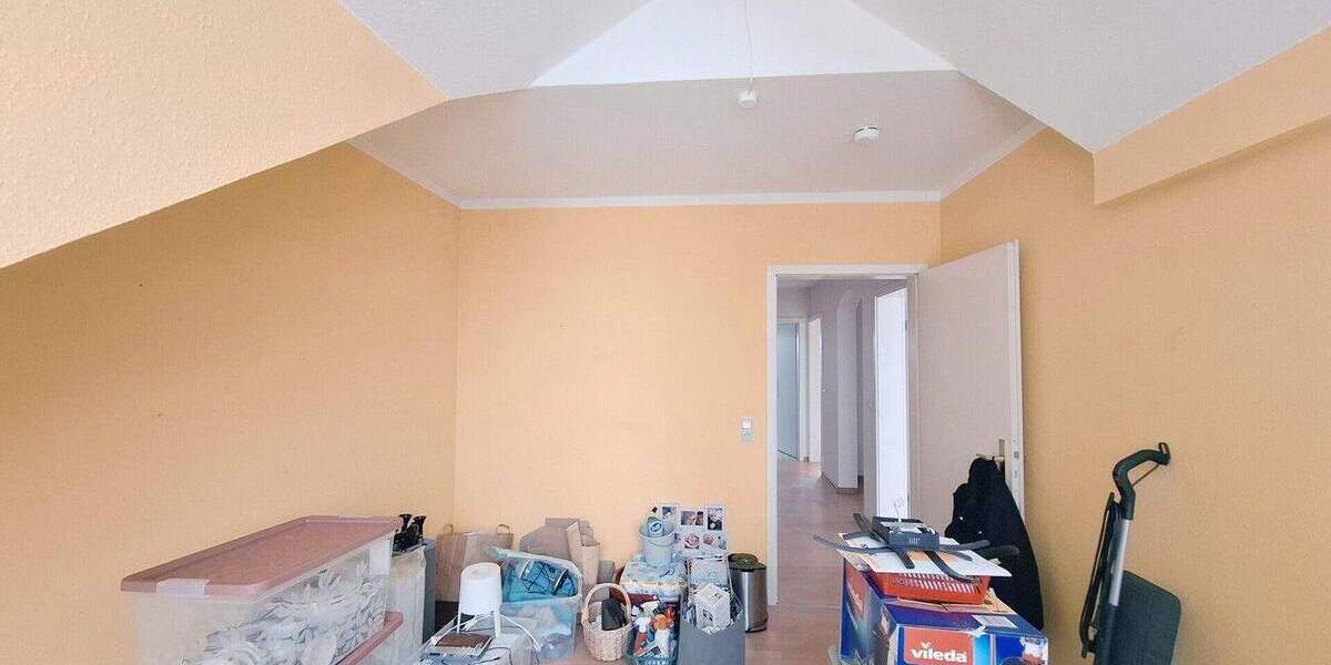 Etagenwohnung Magdeburg / Neu Olvenstedt Neu Olvenstedt - 3 Zimmer, 68 m&sup2;, 530&euro; | Angebot:25142710