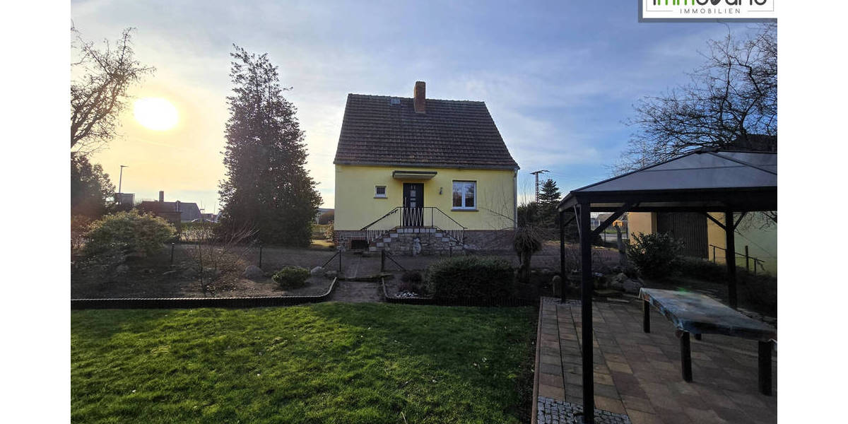 Charmantes Einfamilienhaus mit Schloßblick sucht neue Eigentümer! 4 zimmer