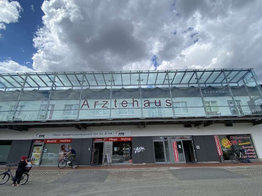 Einzelhandel in Magdeburg 1.650 € 135.59 m² zimmer