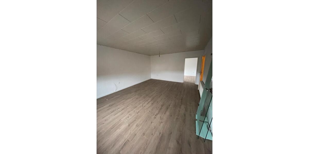 Etagenwohnung Bördeland - 3 Zimmer, 100 m&sup2;, 756&euro; | Angebot:24351065