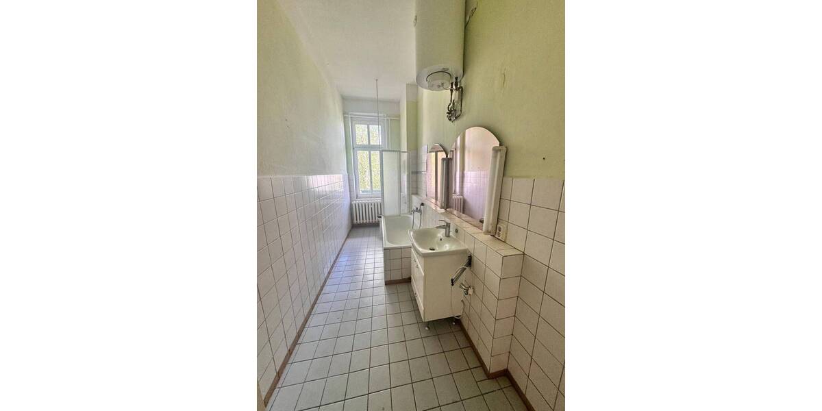 Etagenwohnung Magdeburg Stadtfeld Ost - 4 Zimmer, 110 m&sup2;, 220.000&euro; | Angebot:26358347