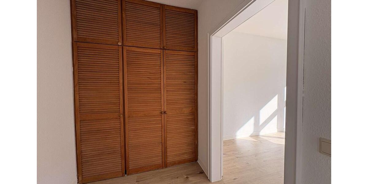 Etagenwohnung Magdeburg Leipziger Straße - 4 Zimmer, 102 m&sup2;, 900&euro; | Angebot:25792930