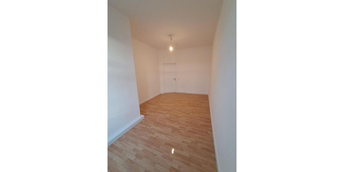 Etagenwohnung Magdeburg Nordwest - 4 Zimmer, 96 m&sup2;, 799&euro; | Angebot:24639654