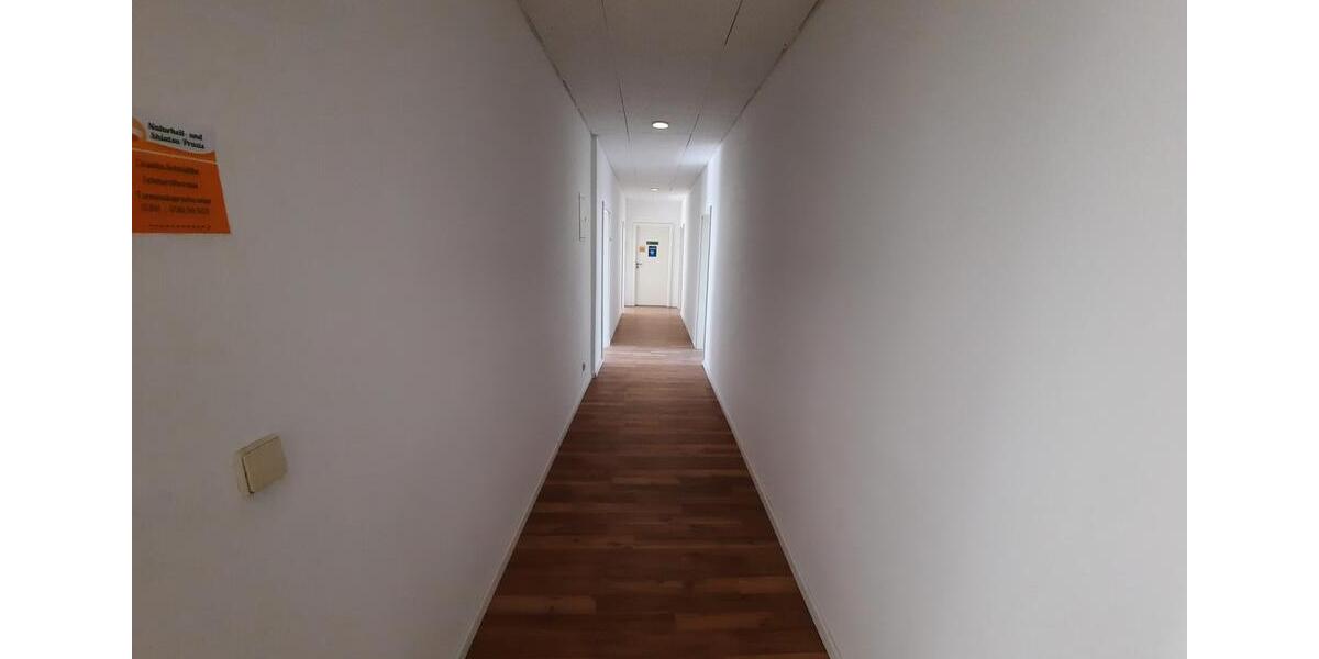 Büro-Praxisraum in Toplage zimmer