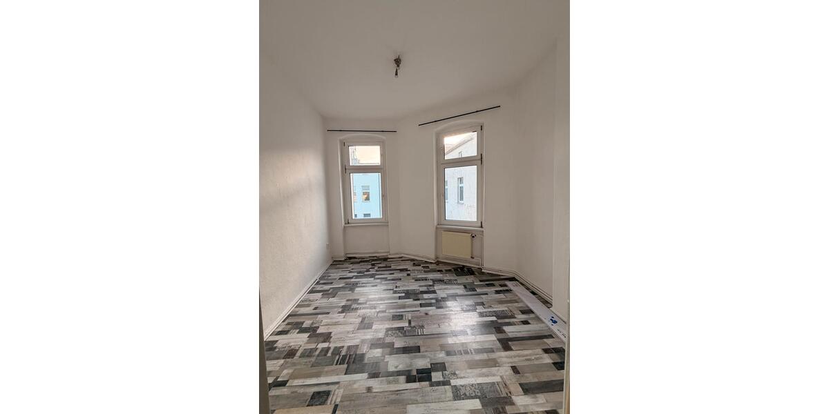 Etagenwohnung Magdeburg Leipziger Straße - 3 Zimmer, 97 m&sup2;, 600&euro; | Angebot:25402442