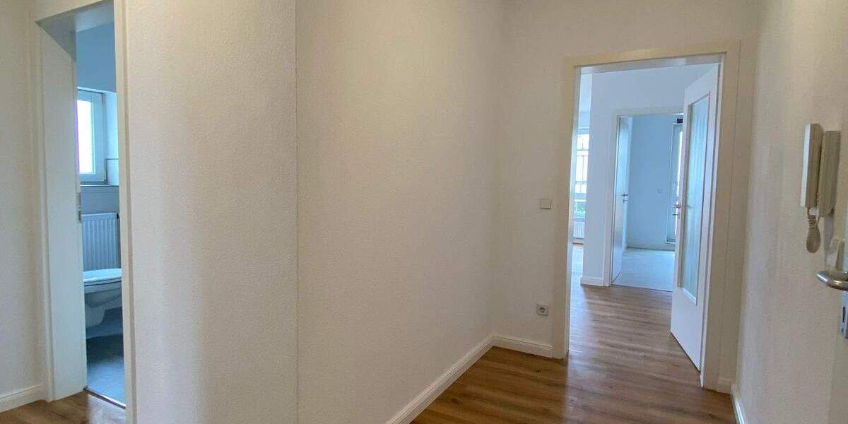 Zimmer Magdeburg Cracau - 3 Zimmer, 75 m&sup2;, 960&euro; | Angebot:25689621