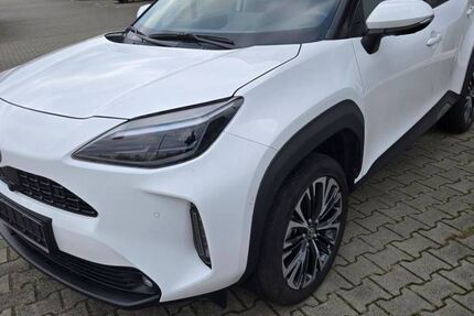 Toyota Yaris 19.772 km 24.590 € Burg 39288